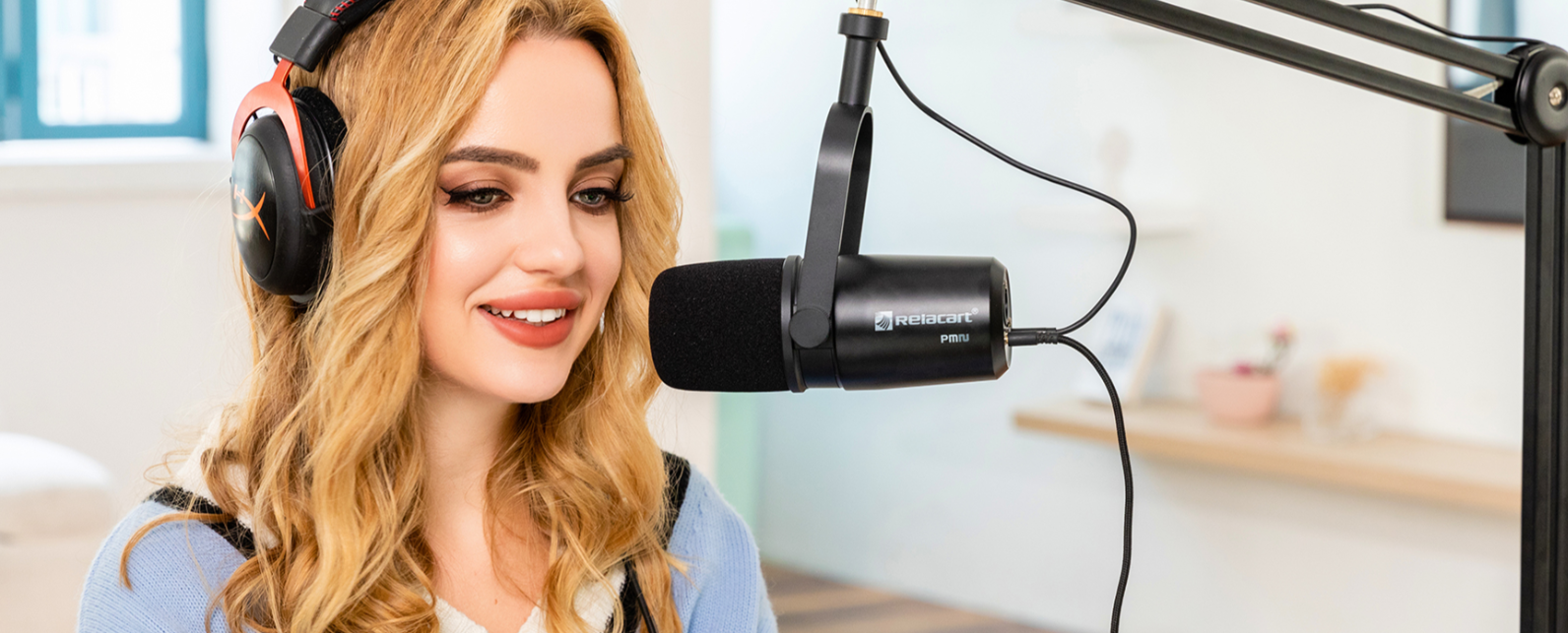RELACART PM2 CARDIOID DYNAMIC PODCASTING MICROPHONE